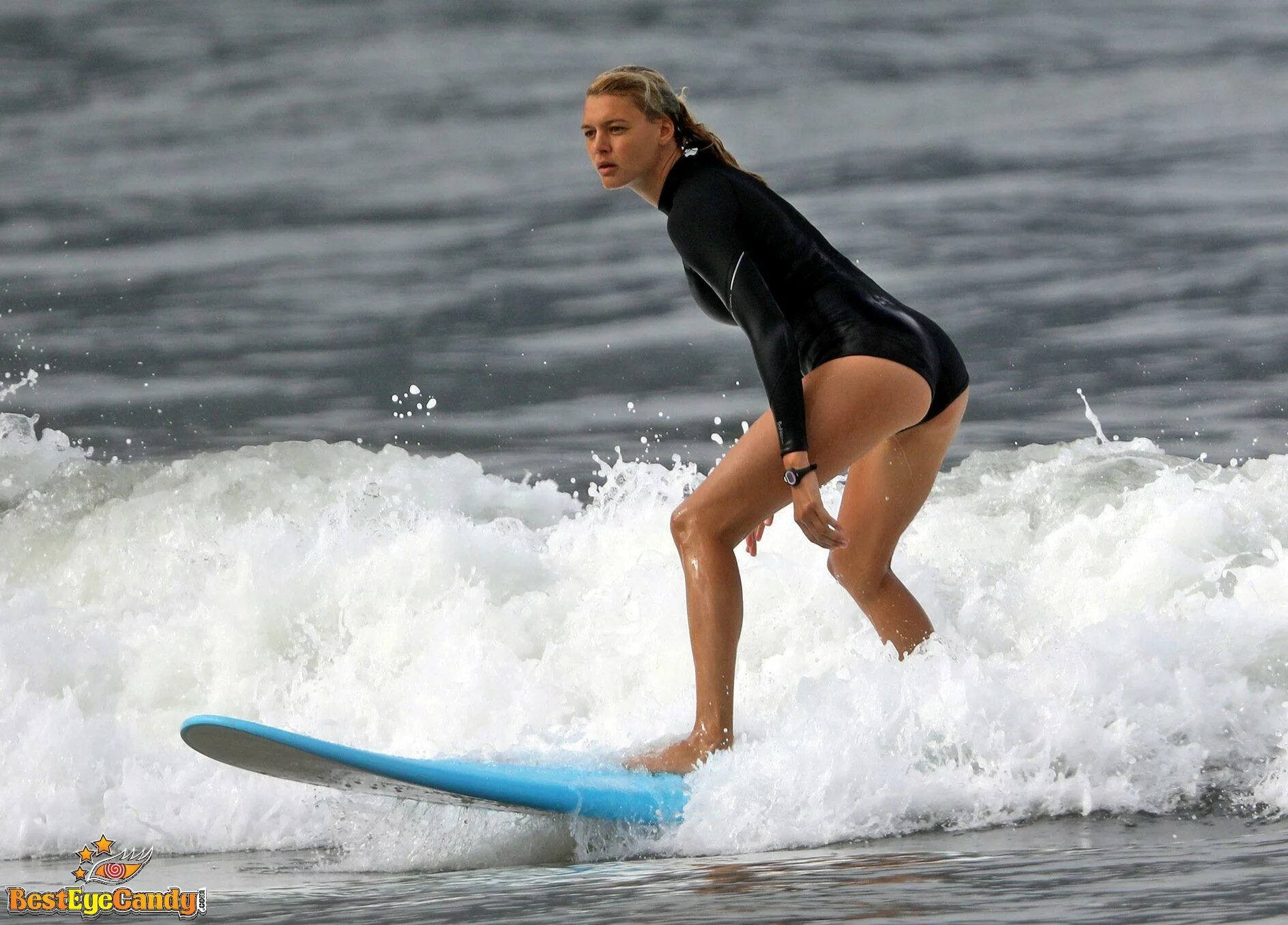 Kelly Rohrbach underwear in San Salvador