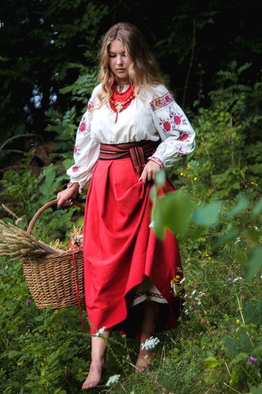 Slavic girls in San Salvador