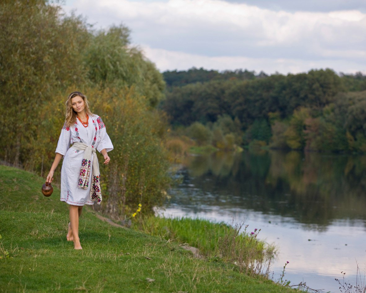 Nude girl Slavic women in San Salvador